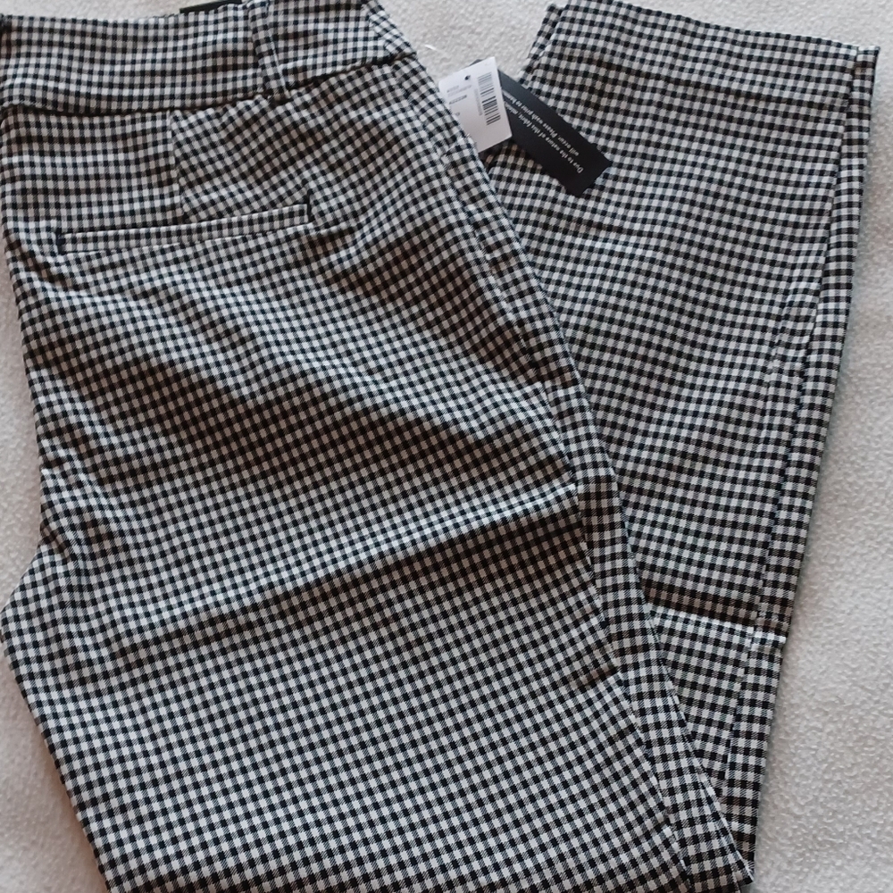 Black/white gingham microtwill ankle pants (NWT)